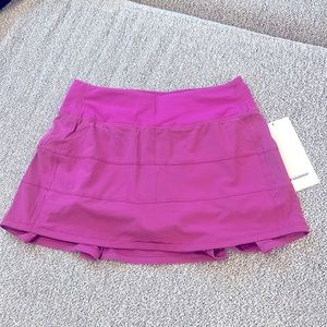 SOLD NWT Lululemon Pace Rival MR Skirt Size 4 Regular Vivid Plum